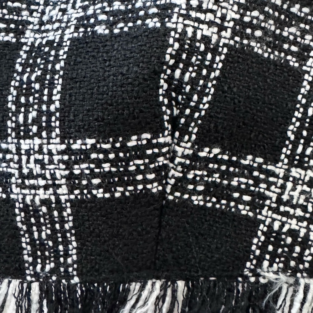 House of Harlow 1960 Black & White Plaid Cropped Tank - Picture 3 of 6